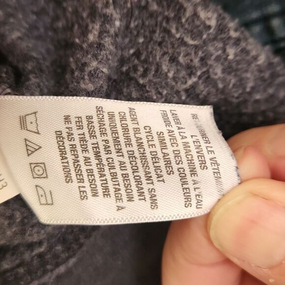 Aeropostale navy blue women's medium hooded sweatshirt with crocheted cuffs - Picture 6 of 8